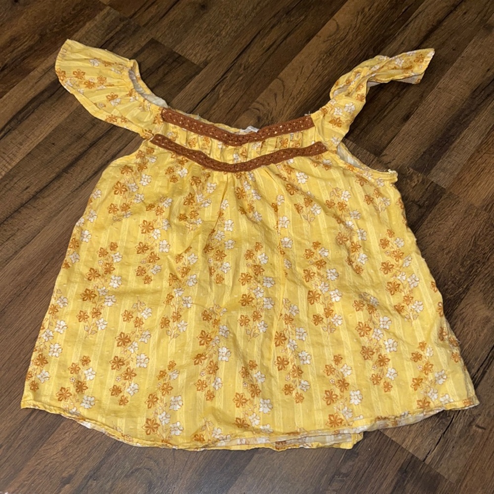 BLOUSE